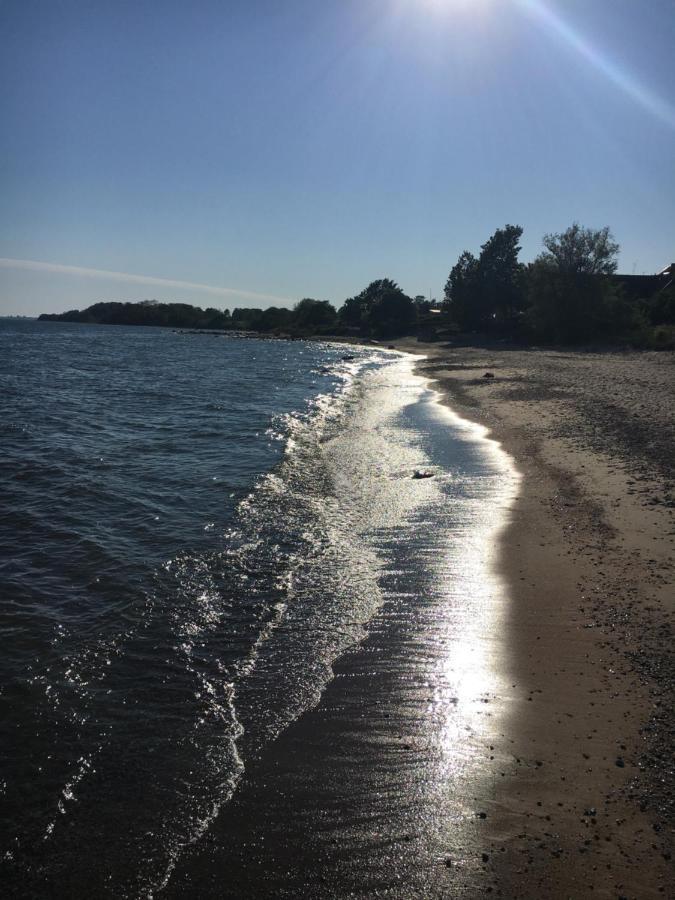 Stuga Naera Havet Ystad Buitenkant foto