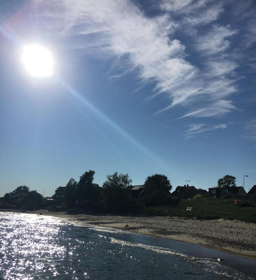 Stuga Naera Havet Ystad Buitenkant foto
